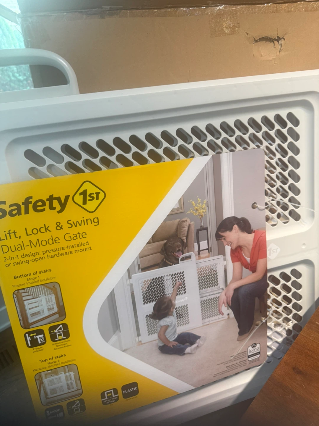 Safety 1st Lift, Lock & Swing Dual-Mode Baby Gate - photo 2