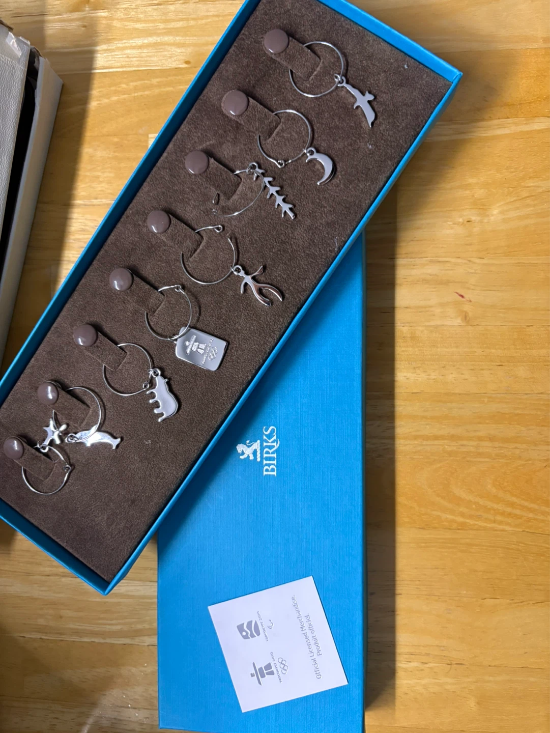 Birks Olympic Charm Collection wine charm - photo 2