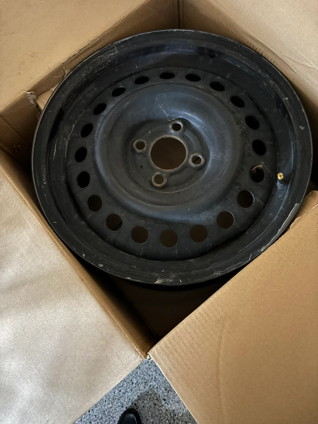 4 Rims from a 2021 Nissan Kicks