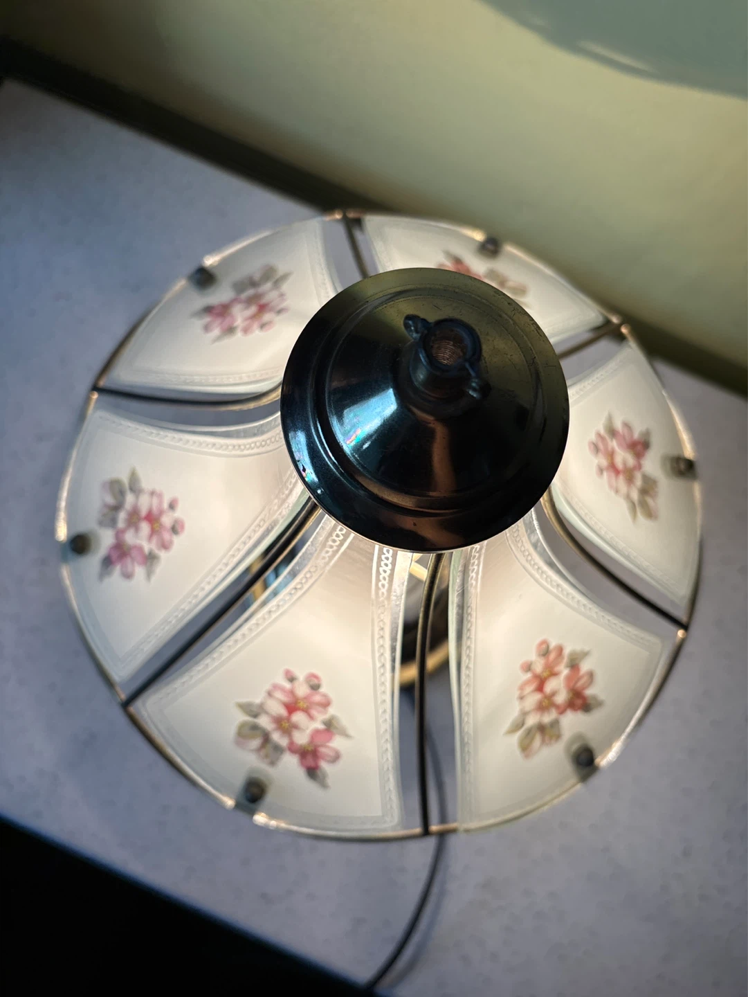 Vintage Floral Table Lamp - photo 3