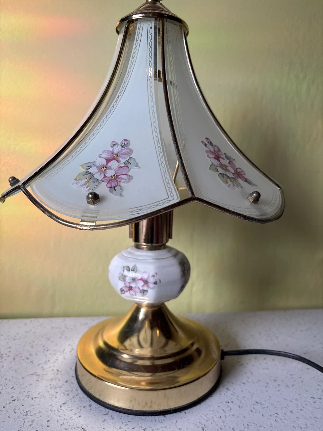 Vintage Floral Table Lamp