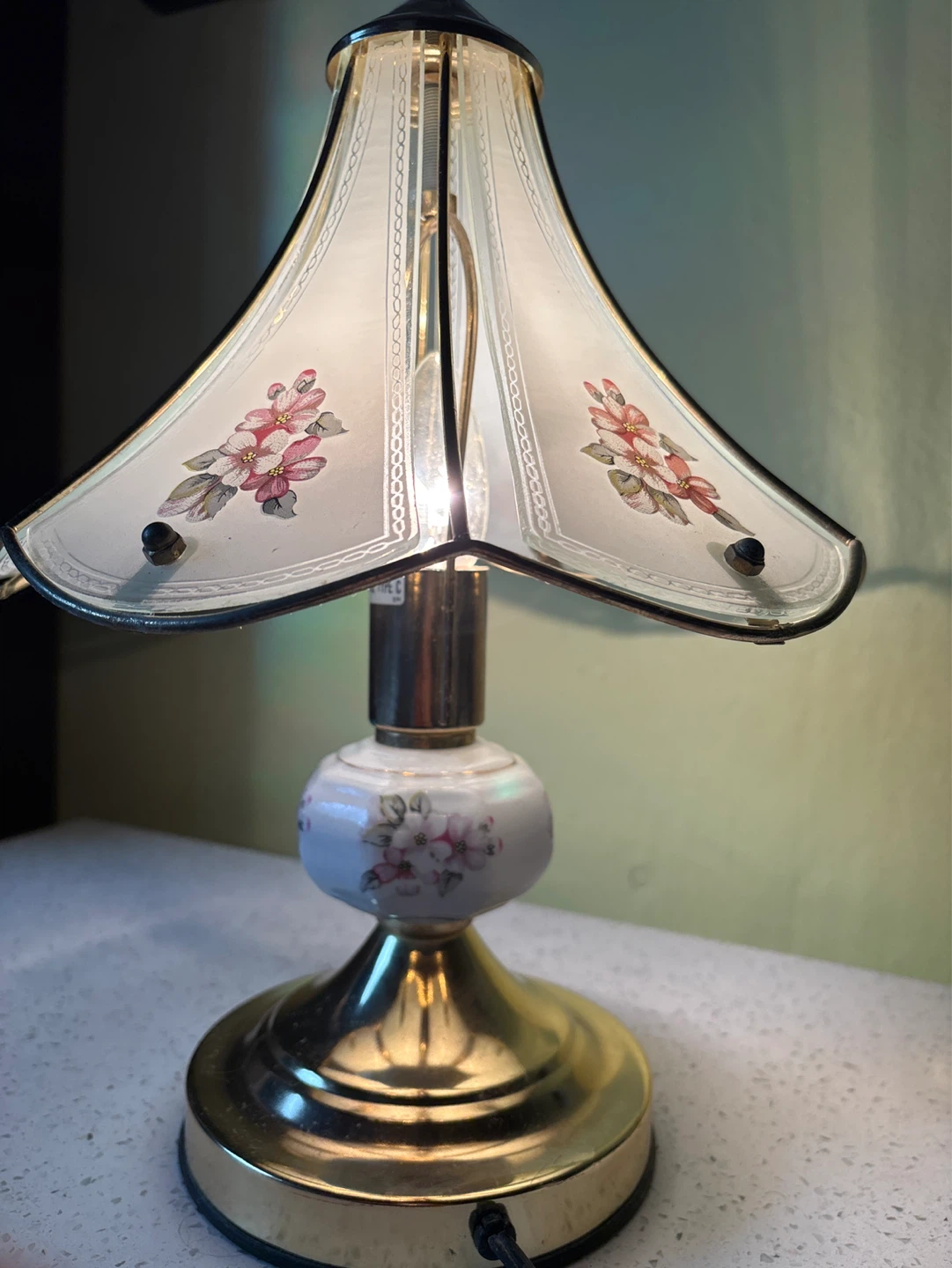 Vintage Floral Table Lamp - photo 4