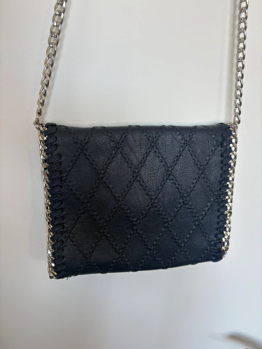 Like New  Urban Expressions Crossbody bag - photo 4