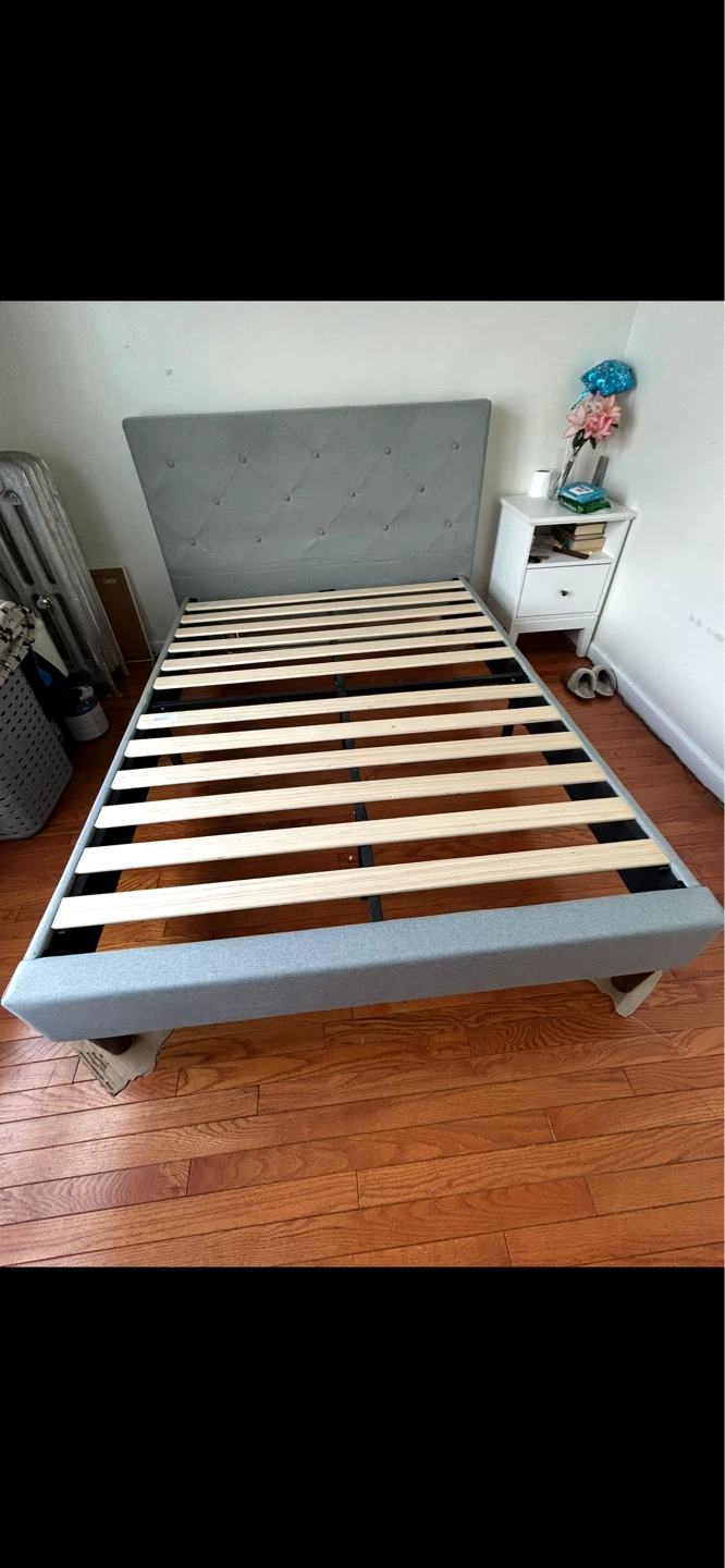 Full bed frame - photo 4