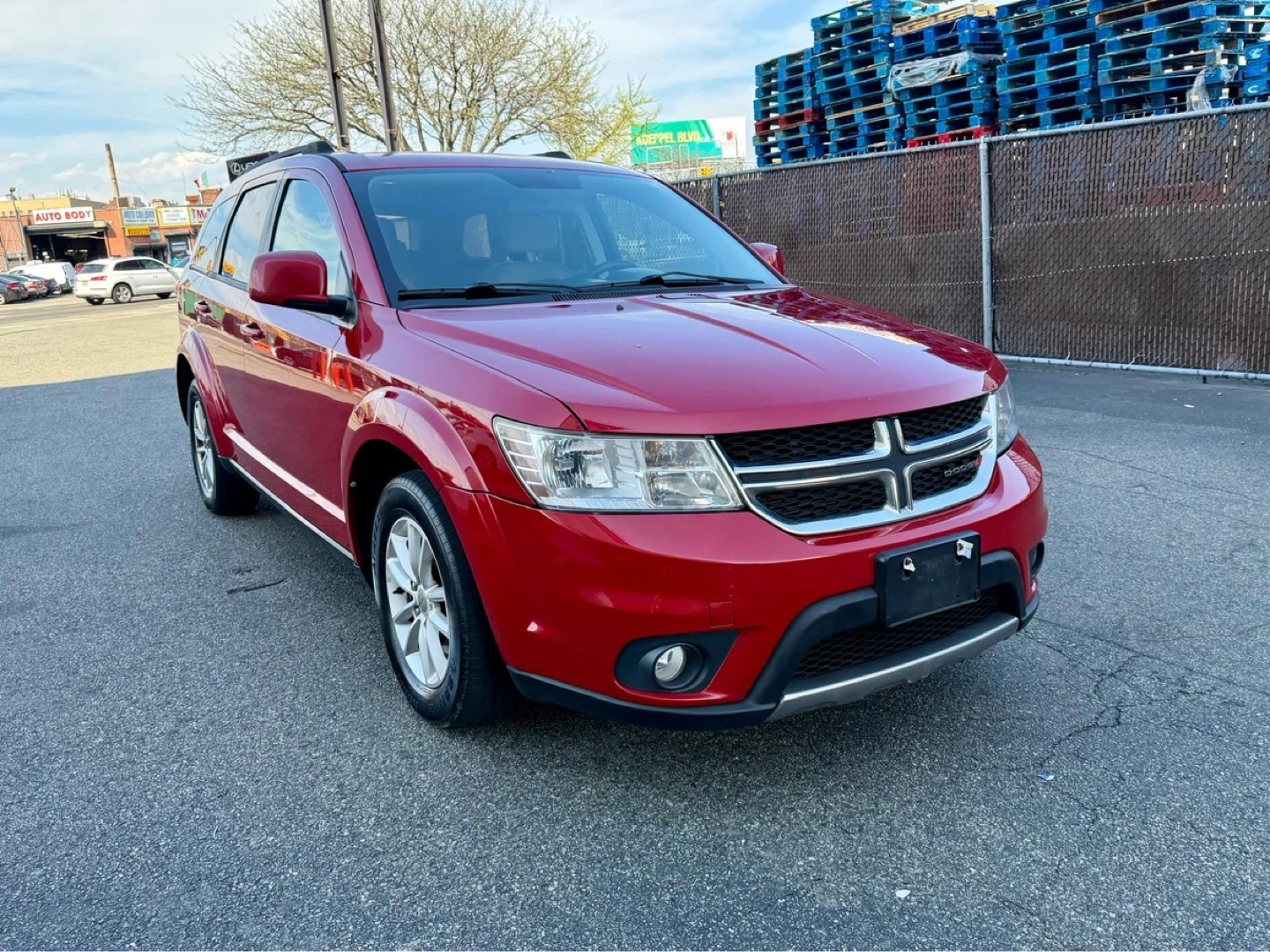 Red Dodge Journey SUV 2014 - photo 2