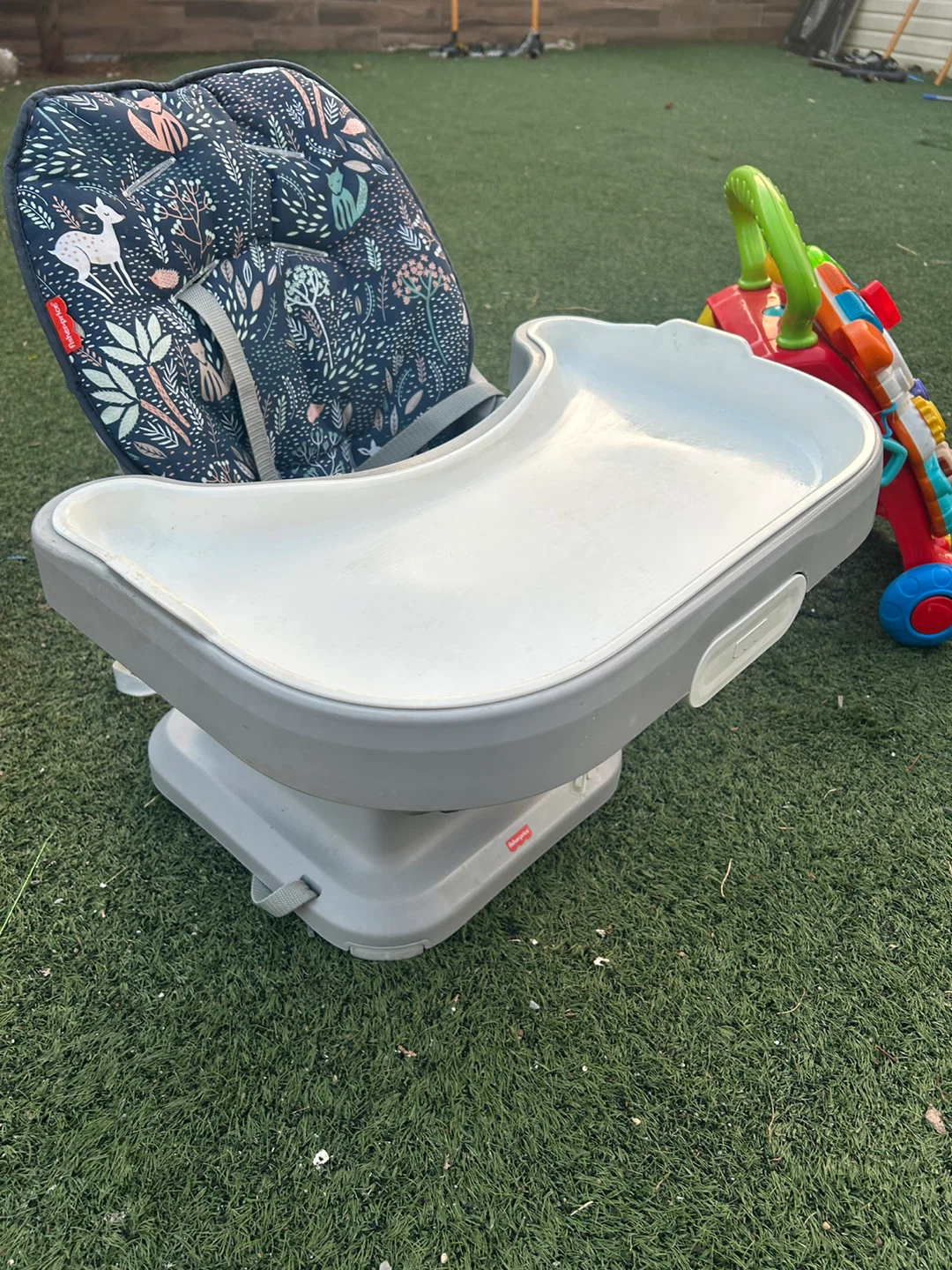 baby  walker , baby high chair and baby swing everything $40 - photo 3