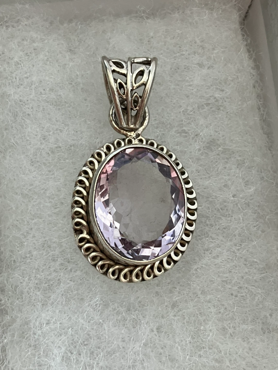 Sterling Silver Pendant with Amethyst