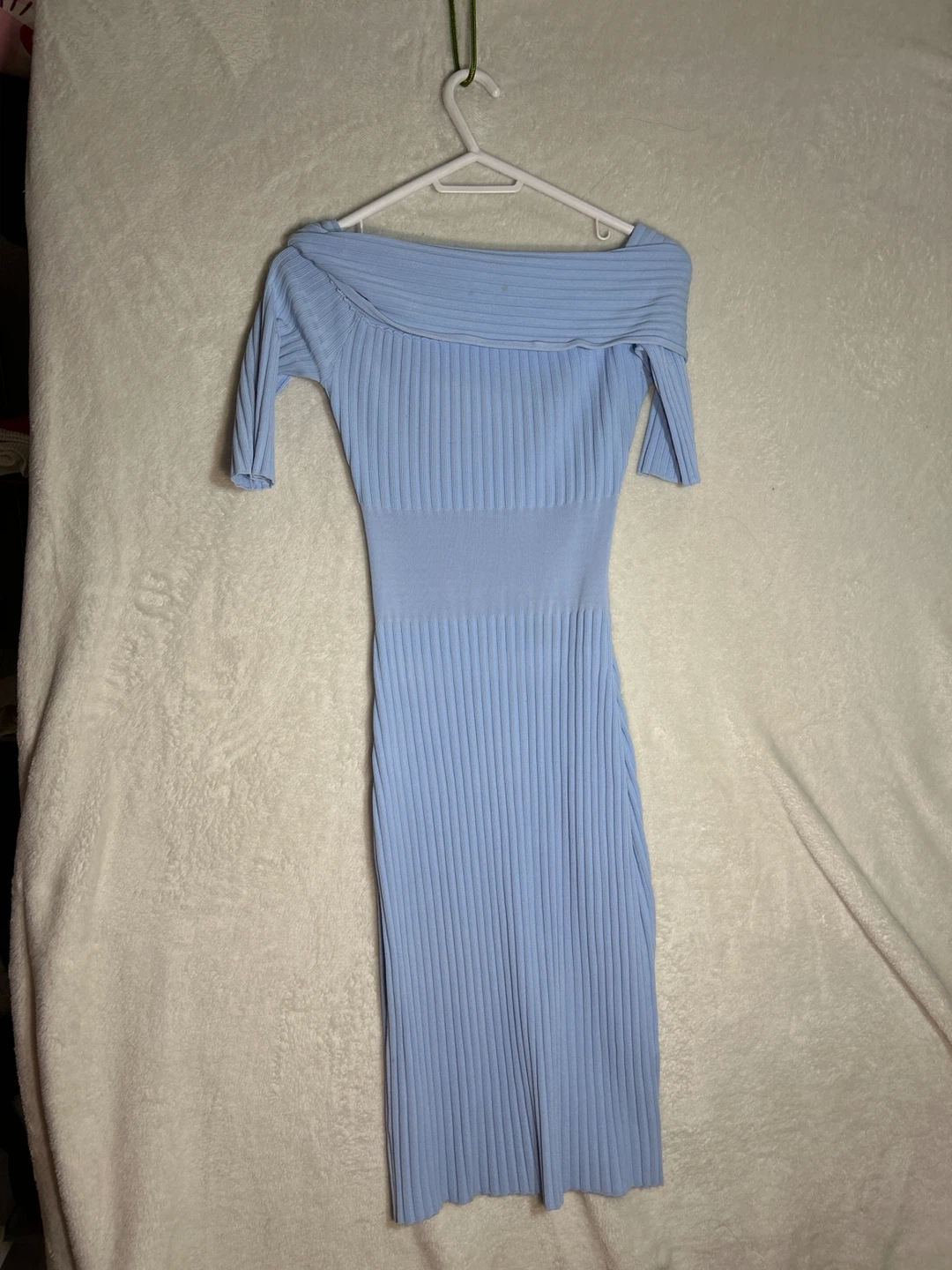 Zara Light Blue Off-the-Shoulder Ribbed Midi Dress - XS