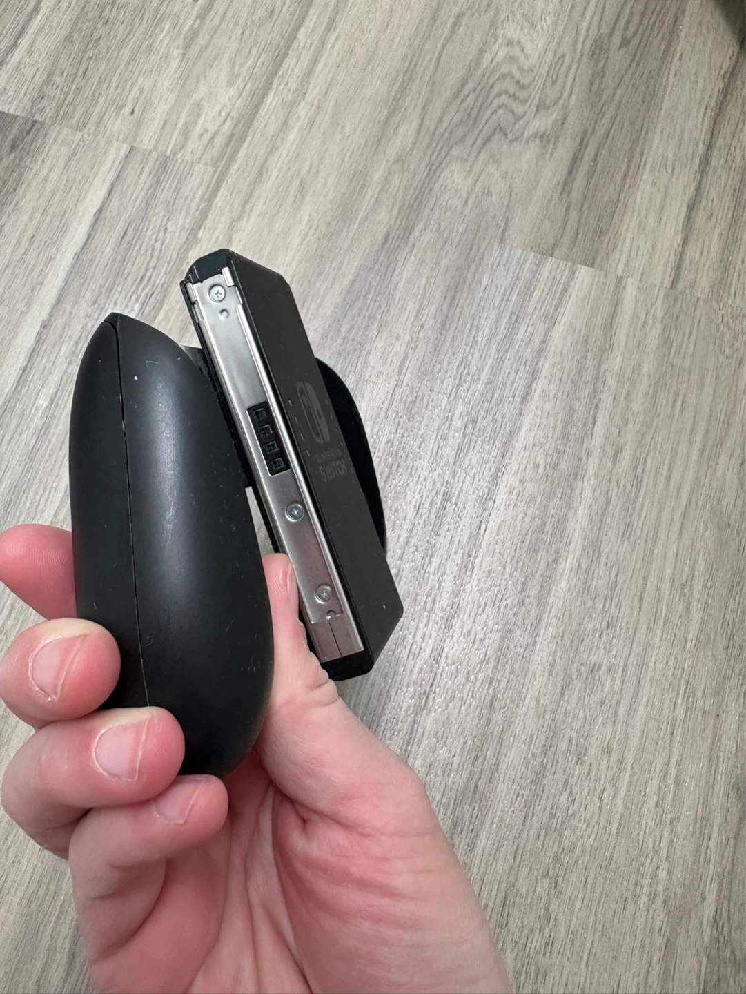 Nintendo Switch Joy-Con Charging Grip - photo 4
