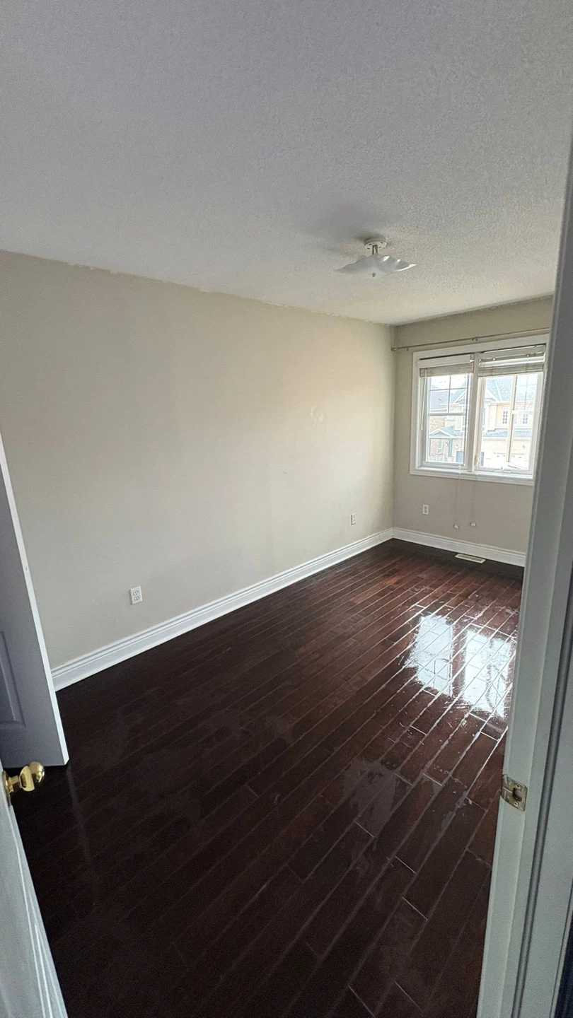 Room for rent - photo 2