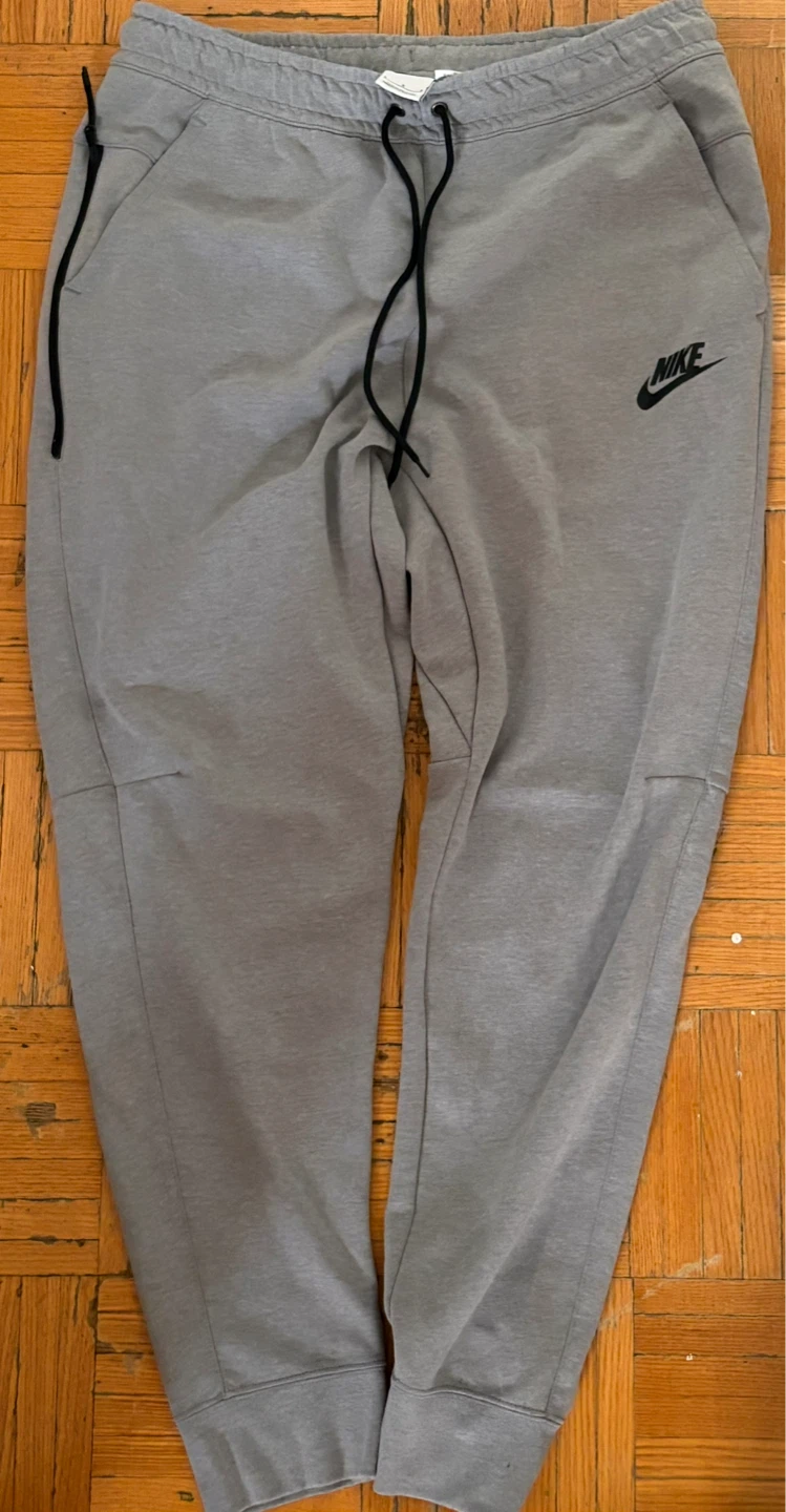 Nike Tech Fleece Grey Joggers