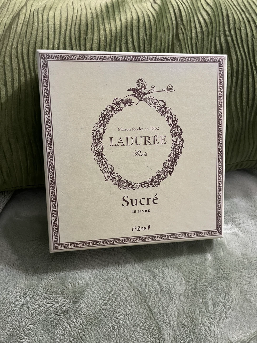 Ladurée Sucré Le Livre Book - photo 2
