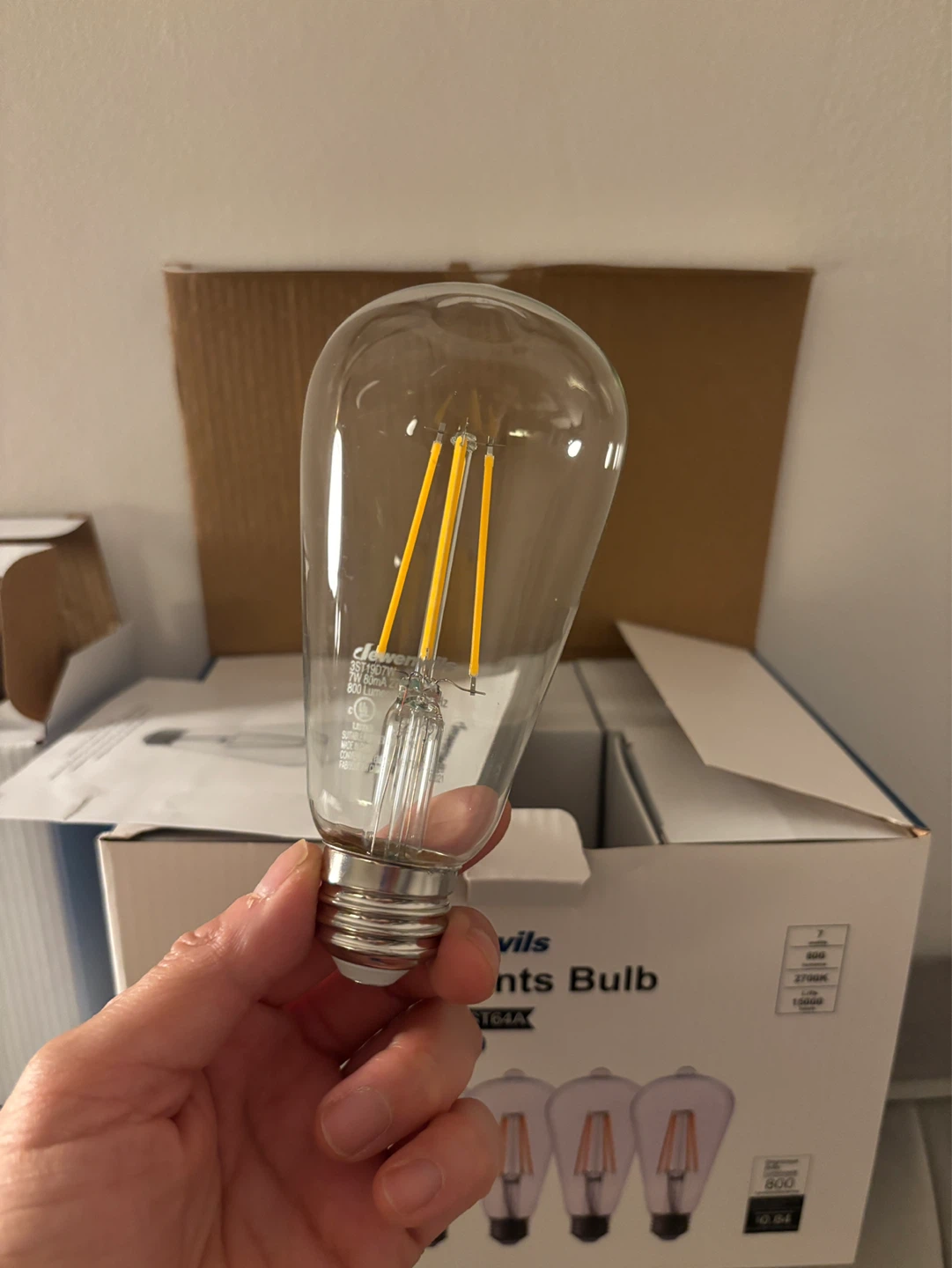 (Free) NEW LED Filaments Bulb, 6 Pack - photo 2