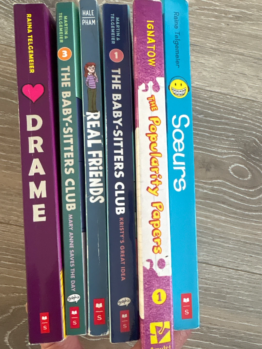 Raina Telgemeier & Ann M. Martin Graphic Novels Collection - photo 5