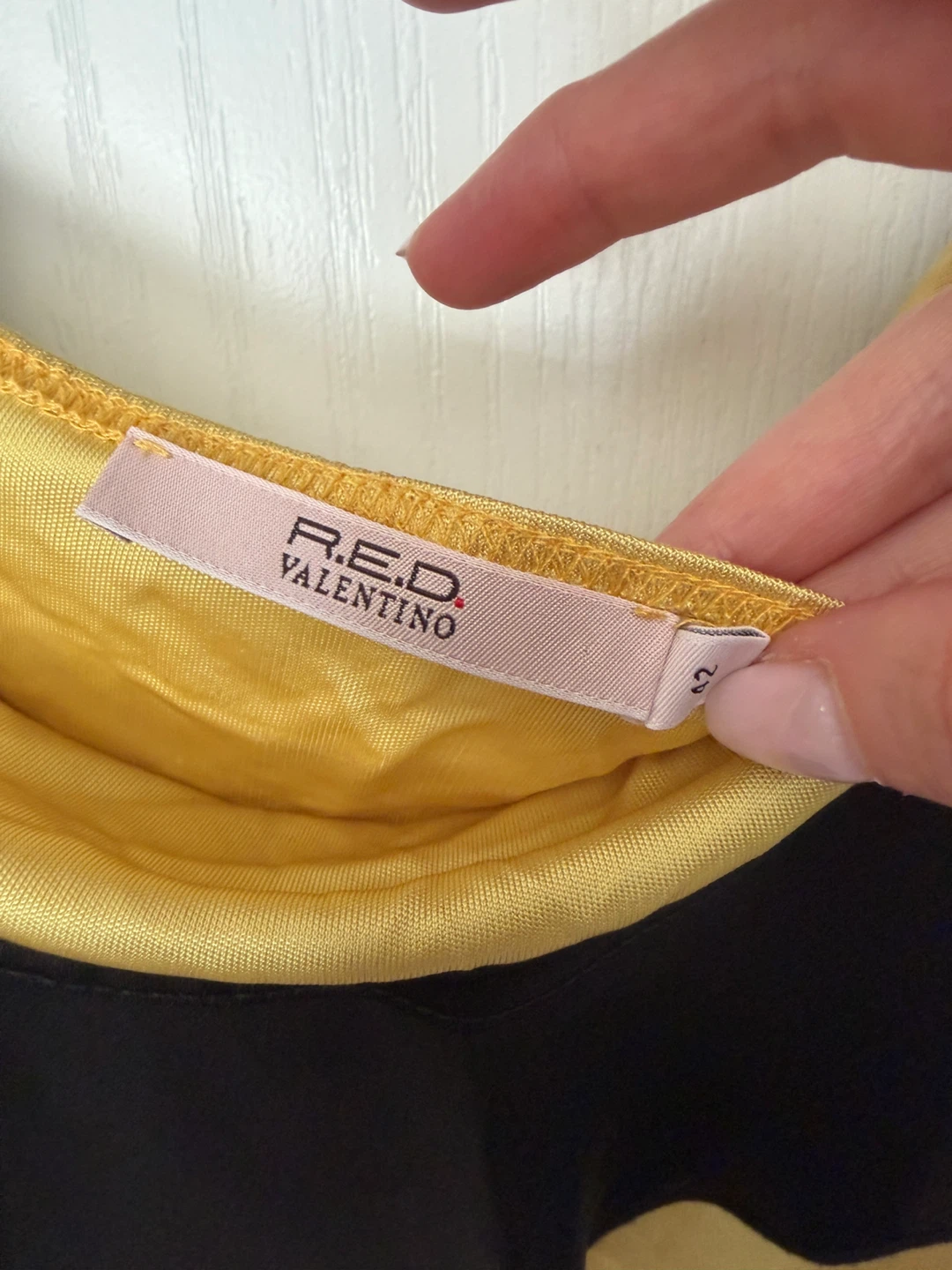New R.E.D. Valentino Black and Yellow Top - photo 2