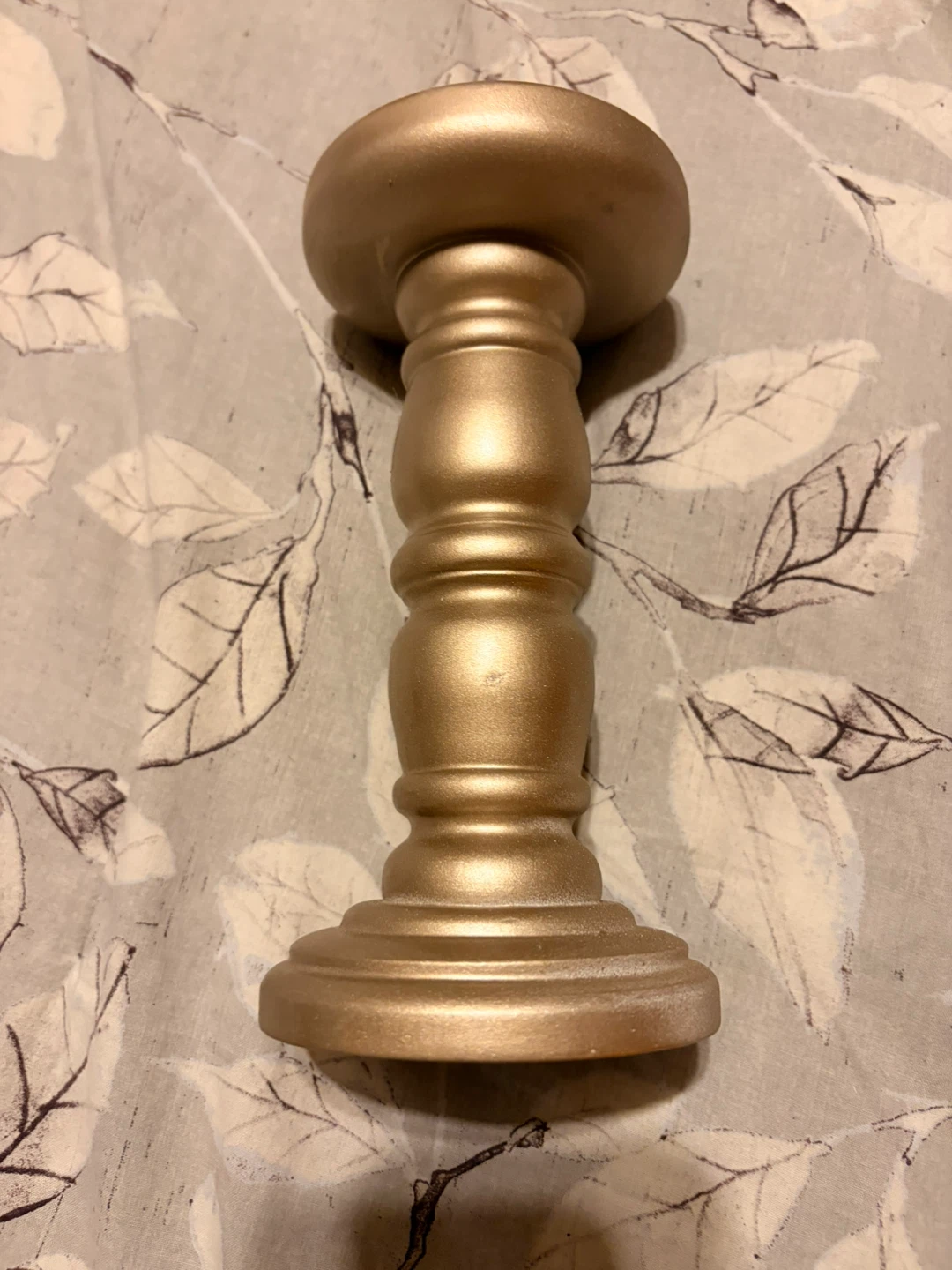 Set of 3 gold candle Holders with battery operated candles - photo 2