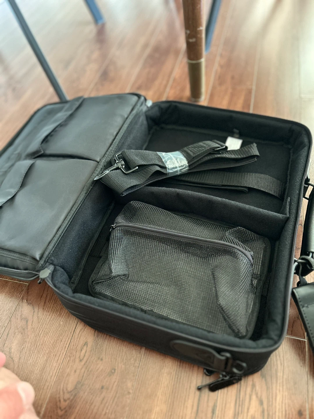 Black Briefcase / Laptop Bag - photo 3