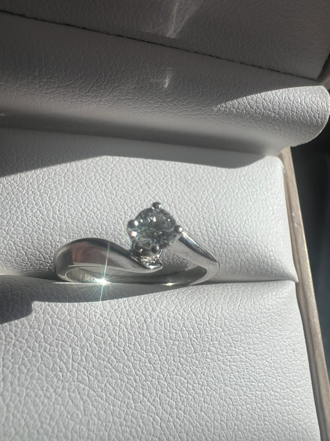 10 k diamond 0.20 carat ring