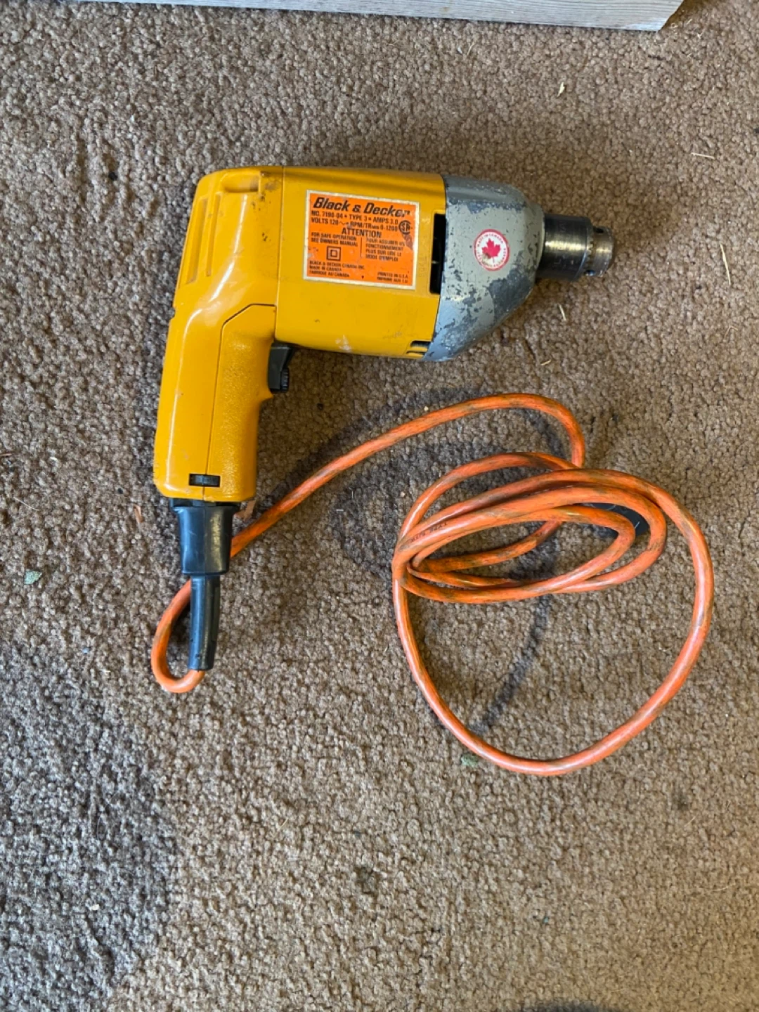 Black & Decker Variable Speed Reversing Drill - photo 2