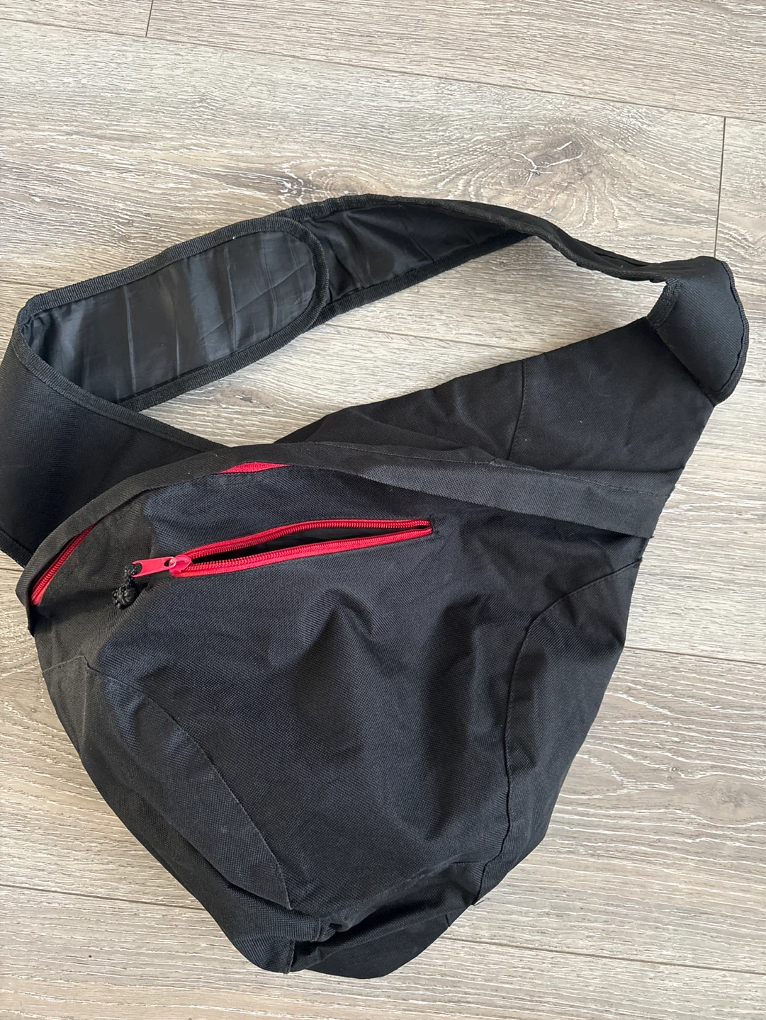 Black Sling Bag with Red Zipper - photo 2