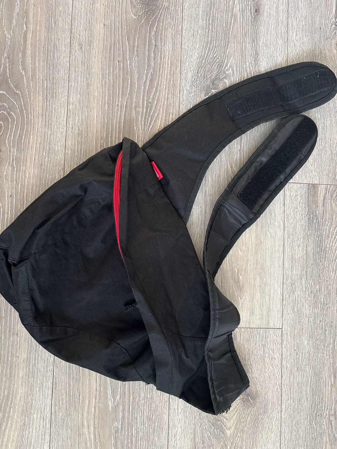 Black Sling Bag with Red Zipper - photo 5