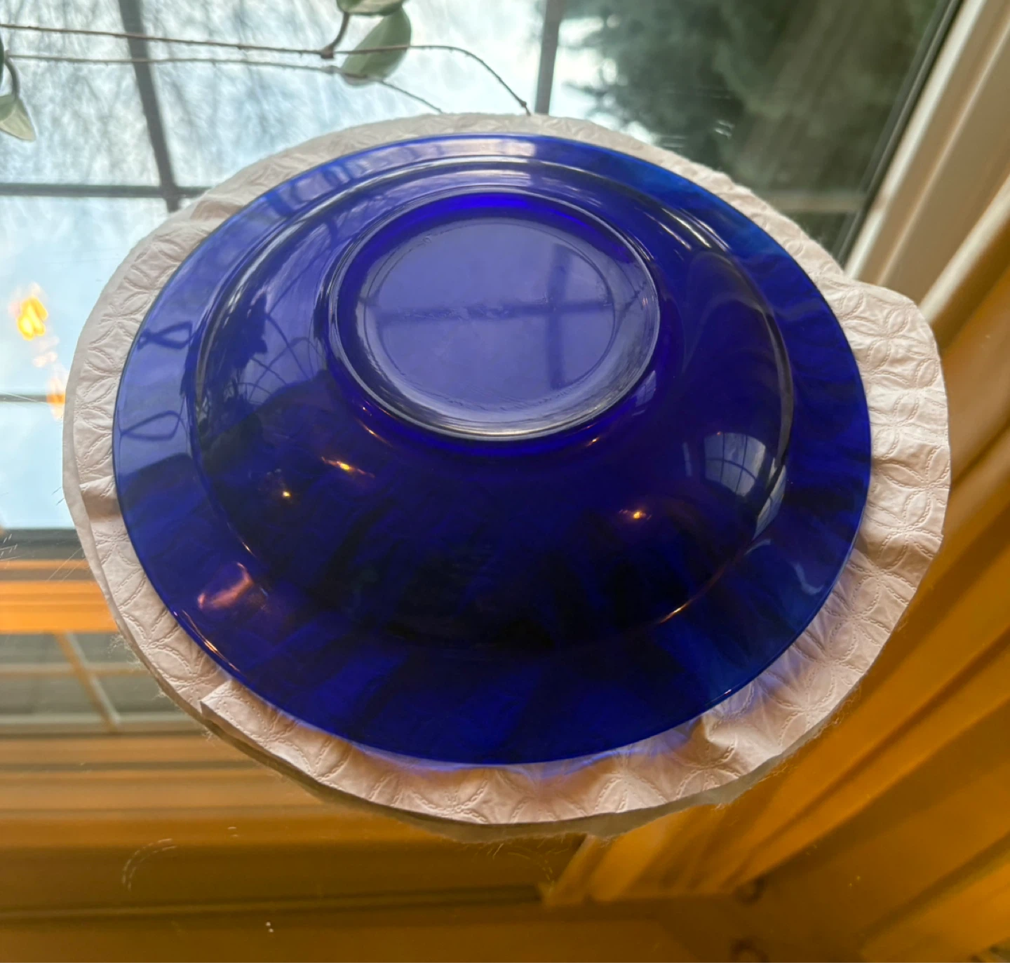 Vintage : Set of Four - Cobalt Blue Glass Bowls - photo 5