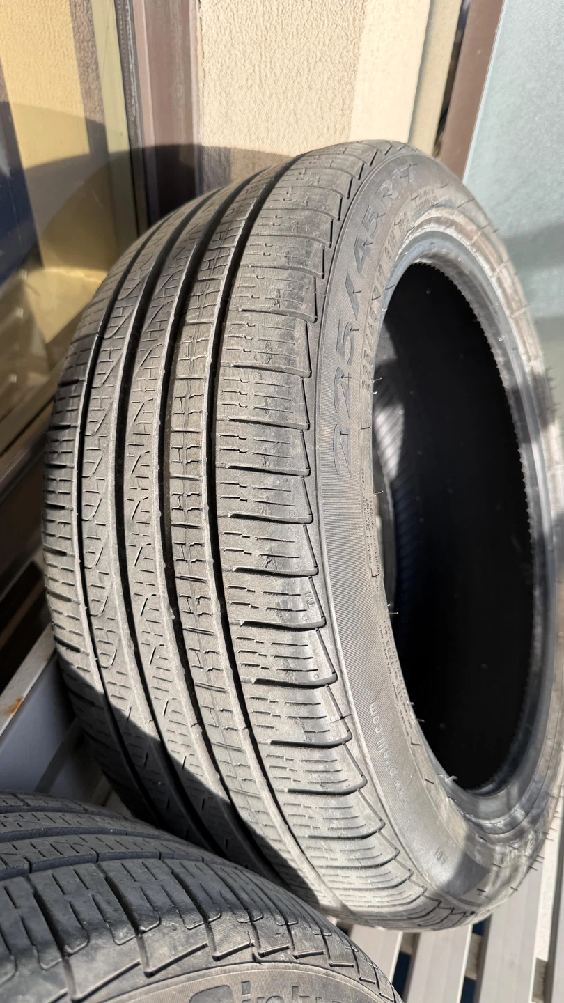 Pirelli Cinturato P7 All Season - 225/45R17 - 6mm Tread - photo 2
