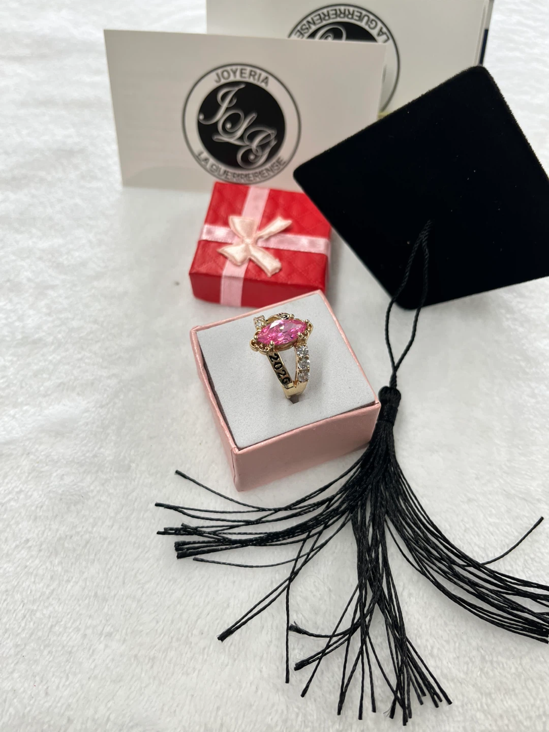 14k Gold Tone Ring with Pink Stone and "2026" Engraving - photo 3