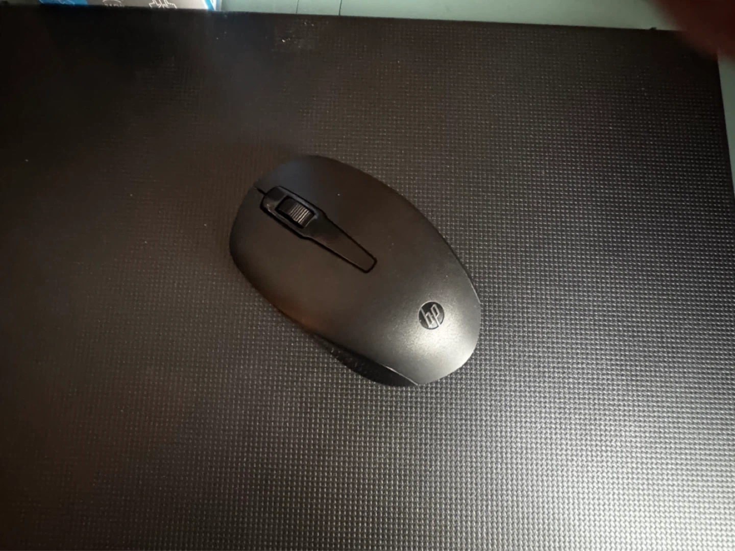 HP laptop 15 in - photo 3