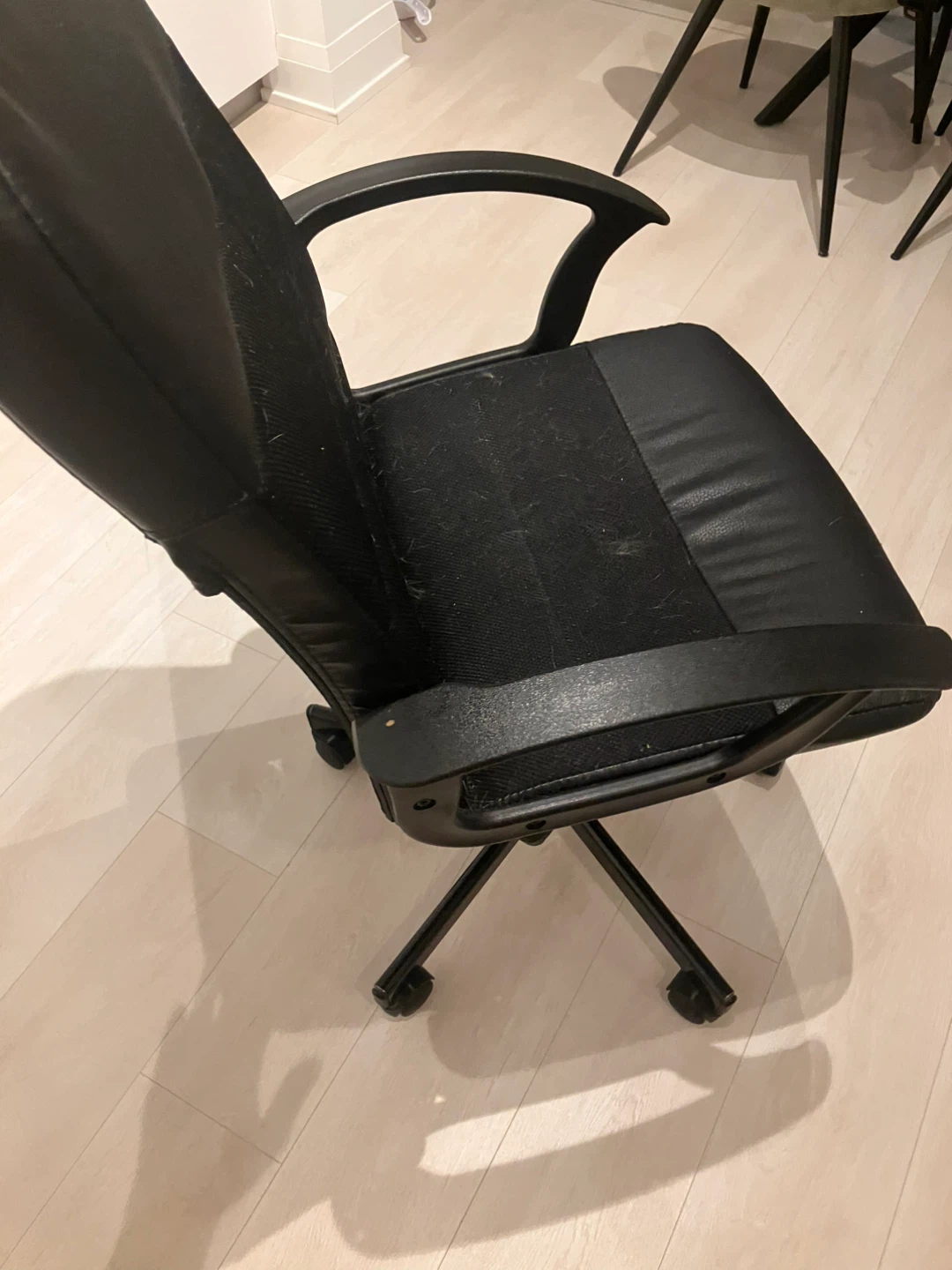 Office Chair - photo 3