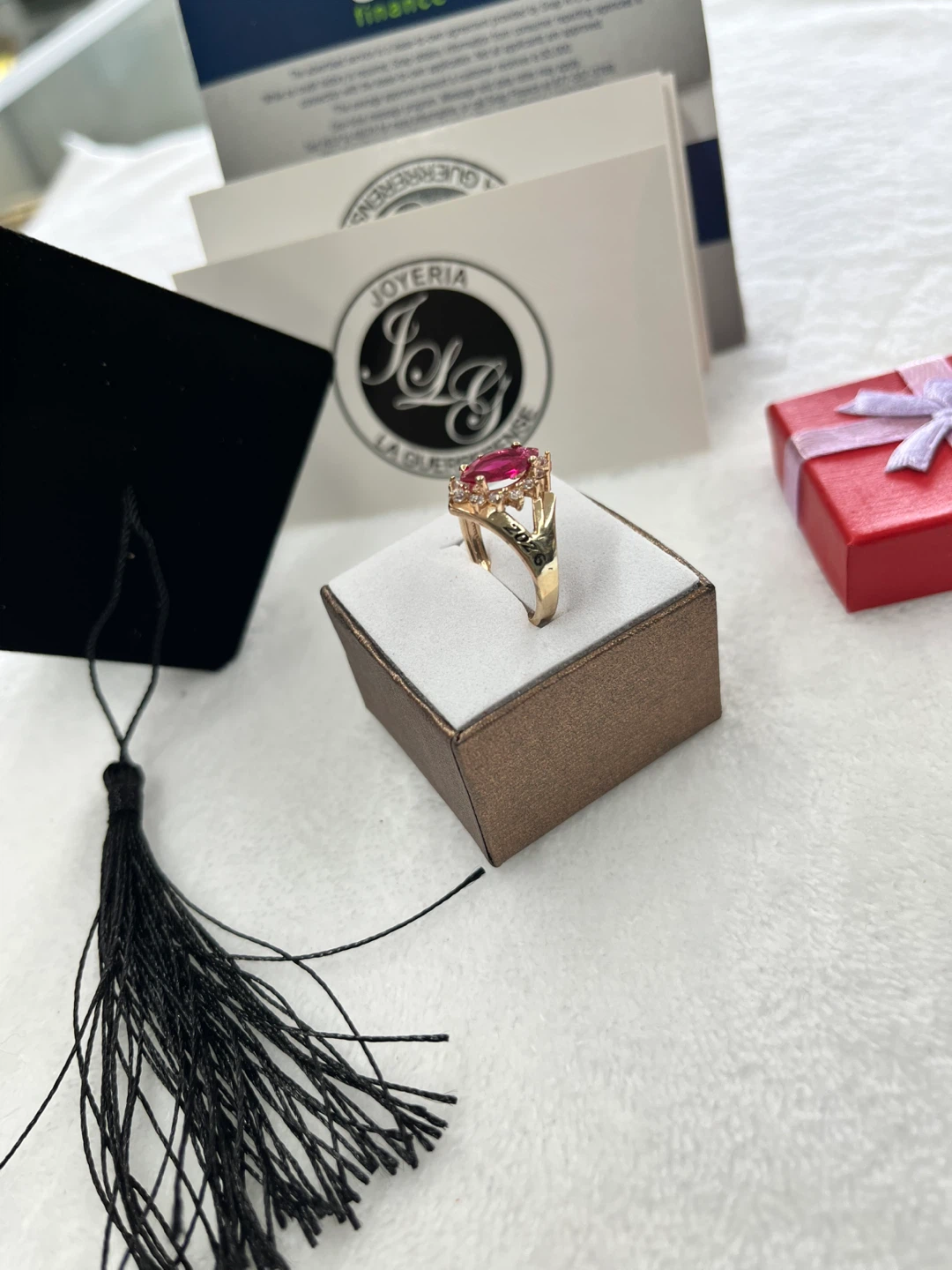 14k Gold Tone Ring with Red Stone and Rhinestones - photo 4