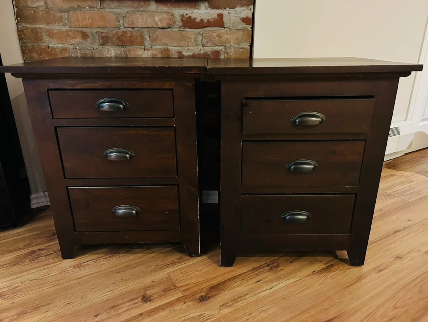 Solid wood Nightstands