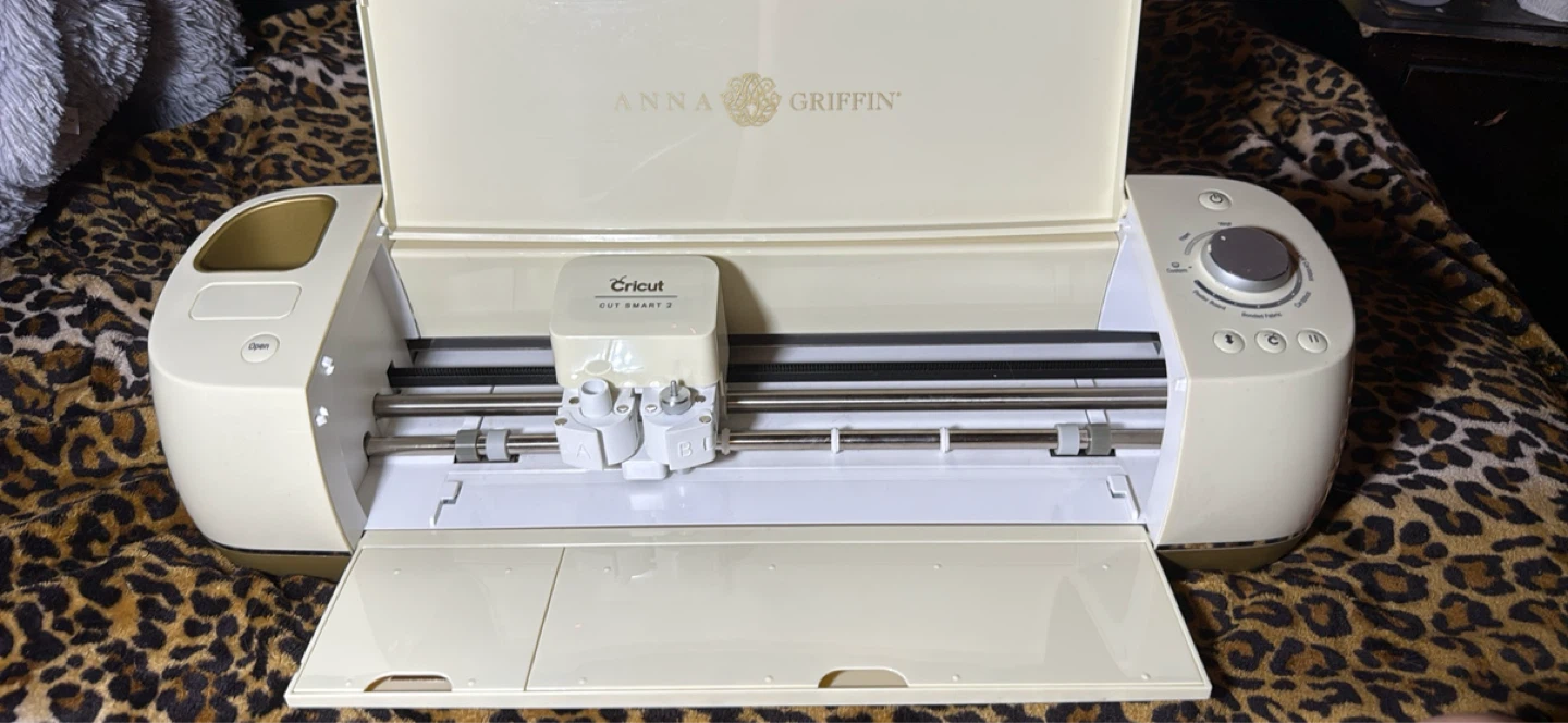 Cricut Explore Air 2 Cutting Machine with Accessories - photo 2