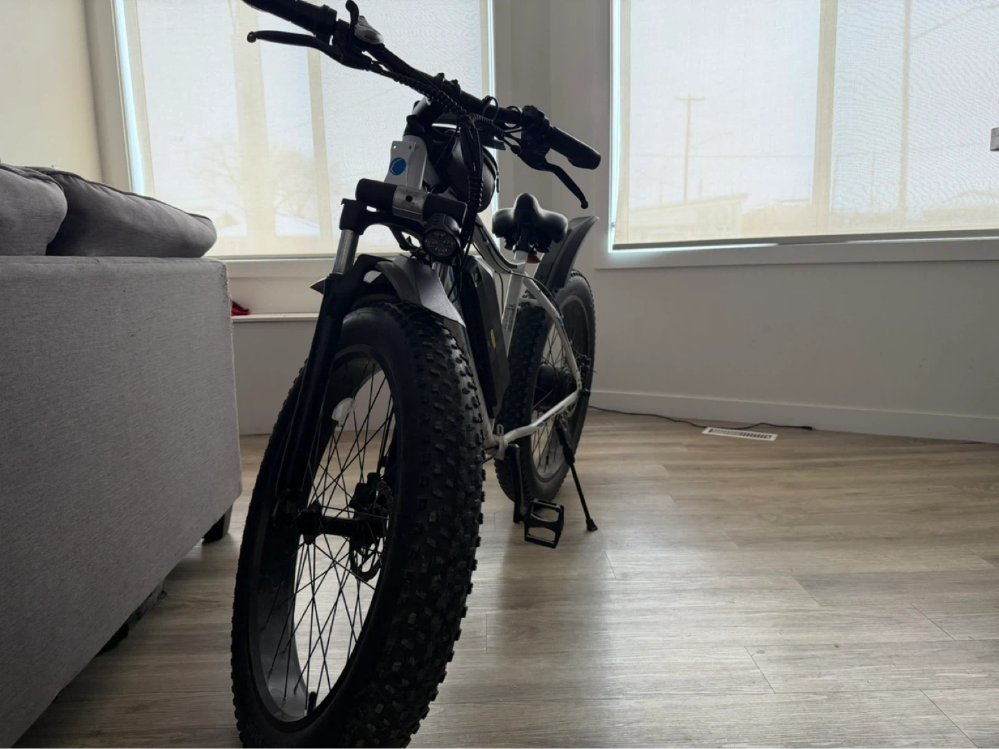 White Fat Tire Electric Bike - photo 2
