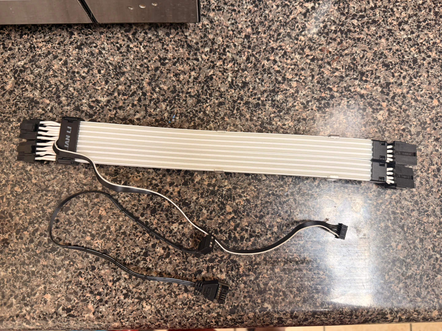 Lian Li Strimer Plus V2 24-Pin RGB PSU Cable