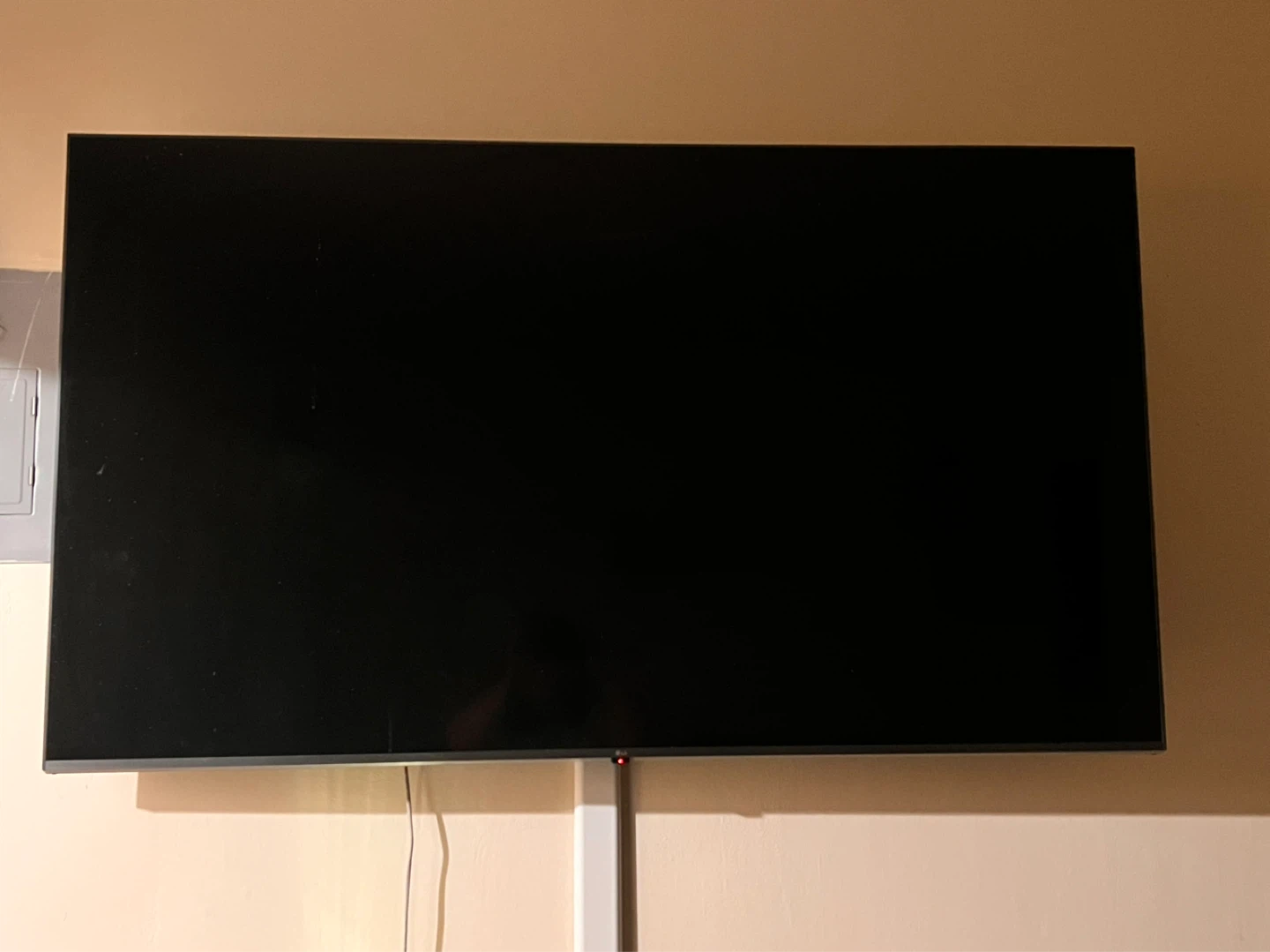 LG QNED AI 65" Smart TV - photo 2