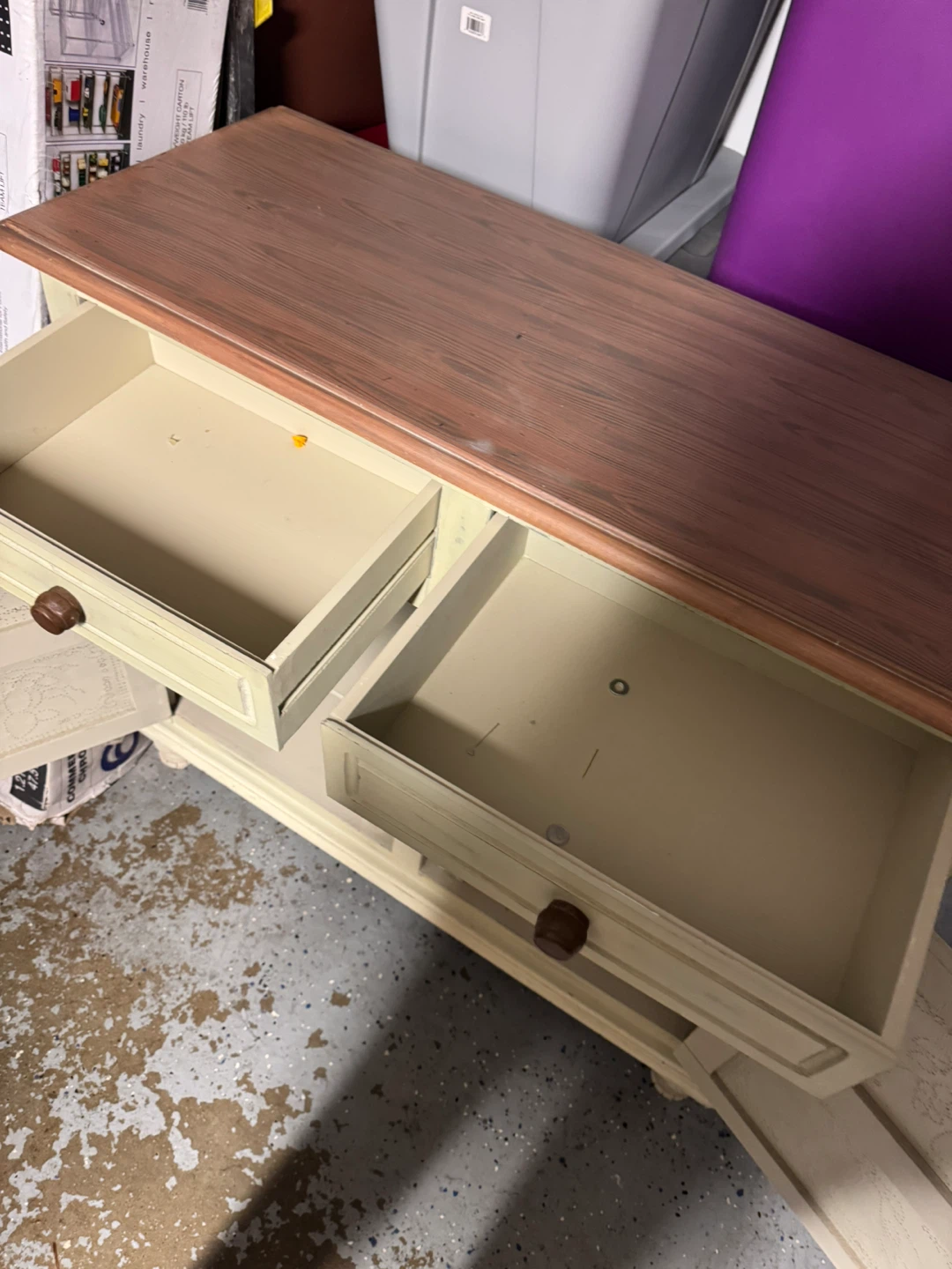 Cream and Fruit Painted Cabinet with Two Doors and Drawers - photo 3