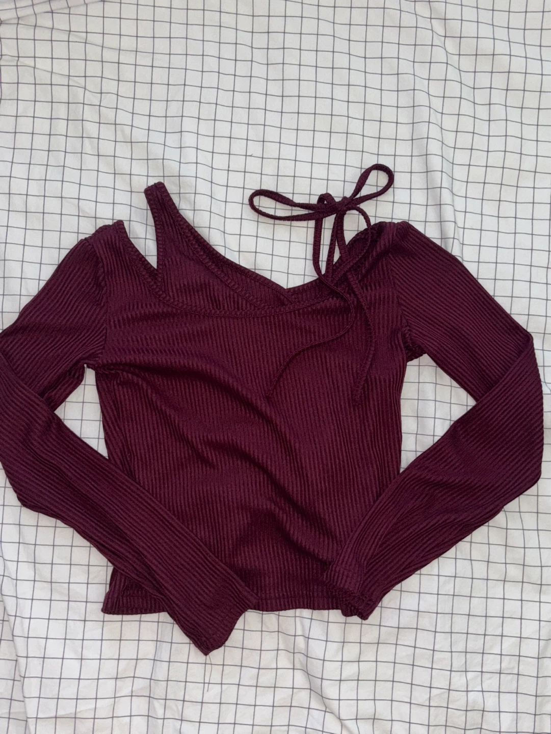 Burgundy Ribbed Cut-Out Top - photo 2