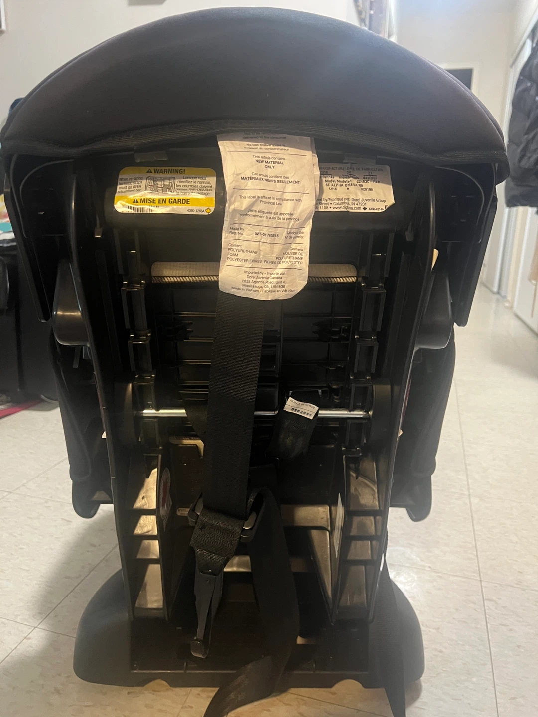 Convertible Car Seat / Booster Seat – Excellent Condition - photo 3