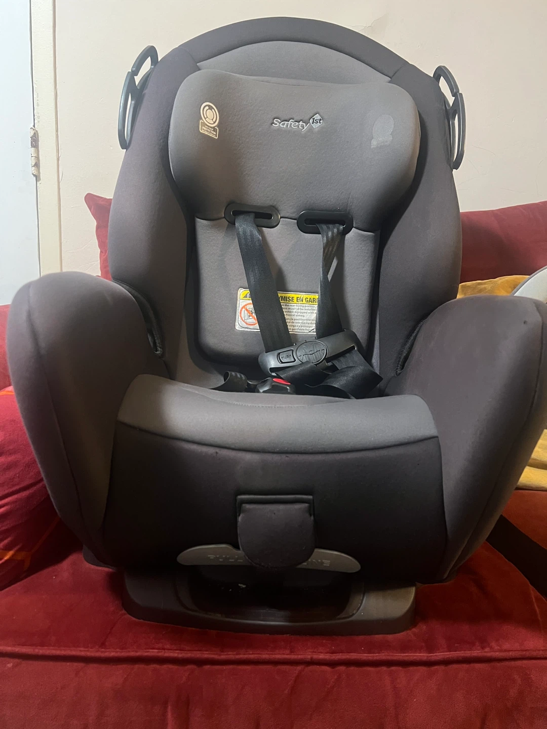Convertible Car Seat / Booster Seat – Excellent Condition - photo 2