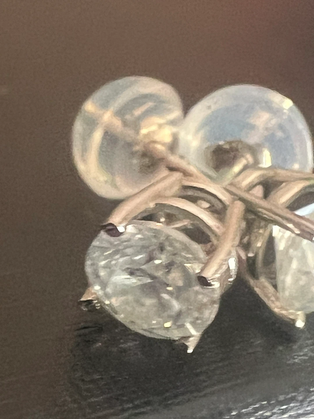 14Kt Gold Diamond Earrings 1.08ct