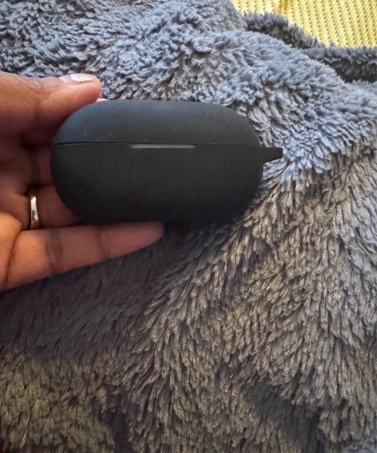 Beats Solo buds wireless earbuds. With black case - photo 4