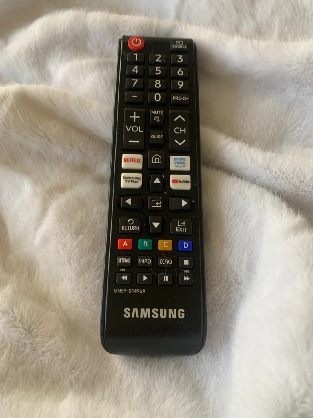📺 Samsung 32" Smart TV - For Parts/Repair (Cracked Screen) - photo 4
