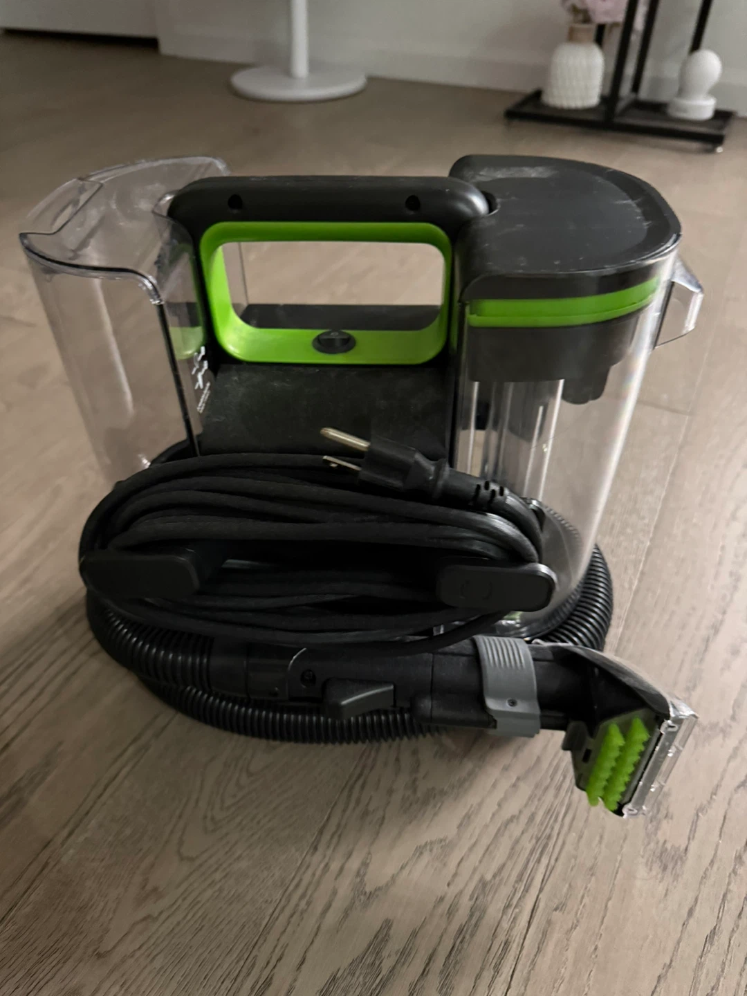 Bissell Little Green Max Pet Portable Carpet Cleaner - photo 3