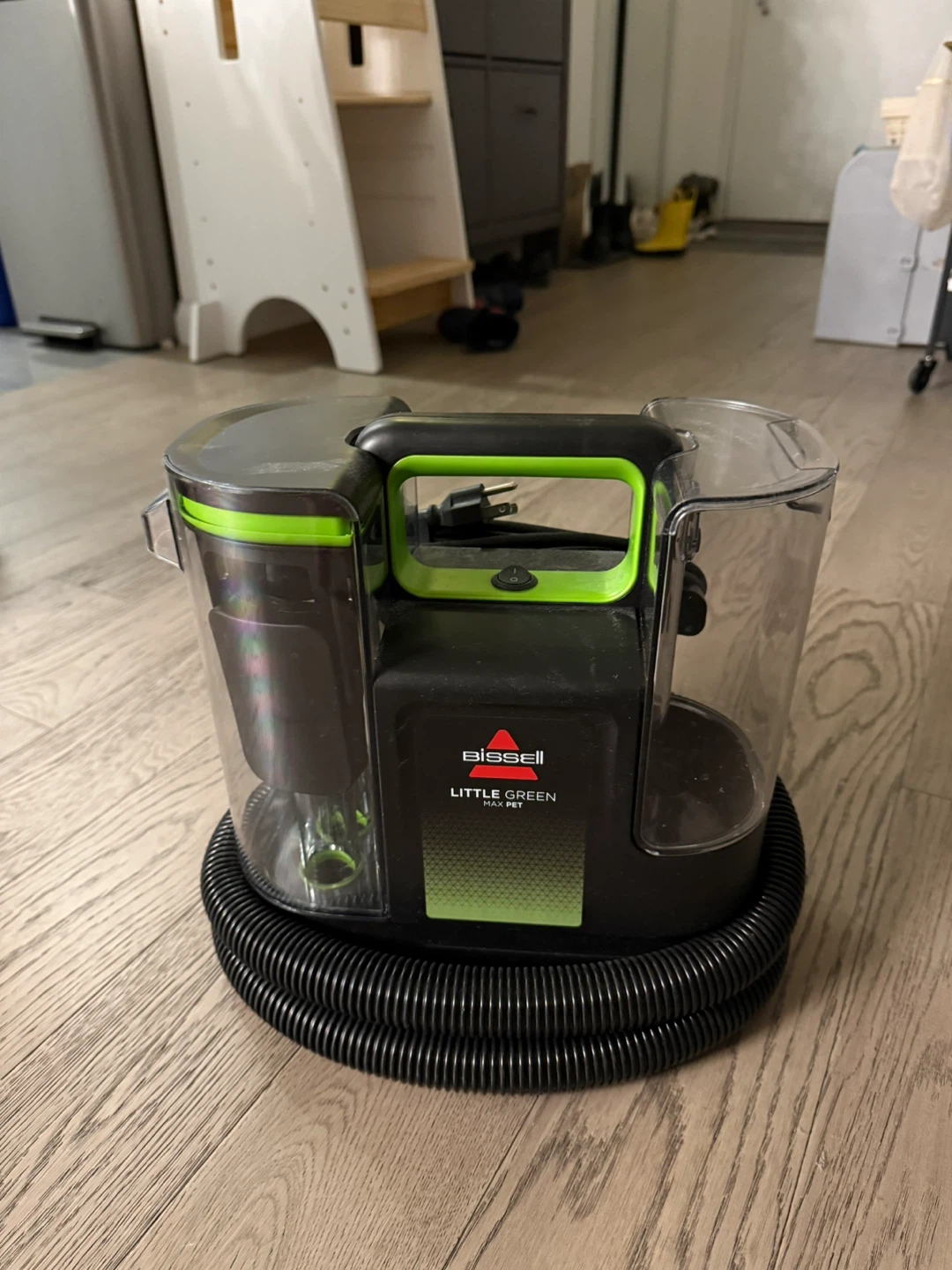 Bissell Little Green Max Pet Portable Carpet Cleaner - photo 2