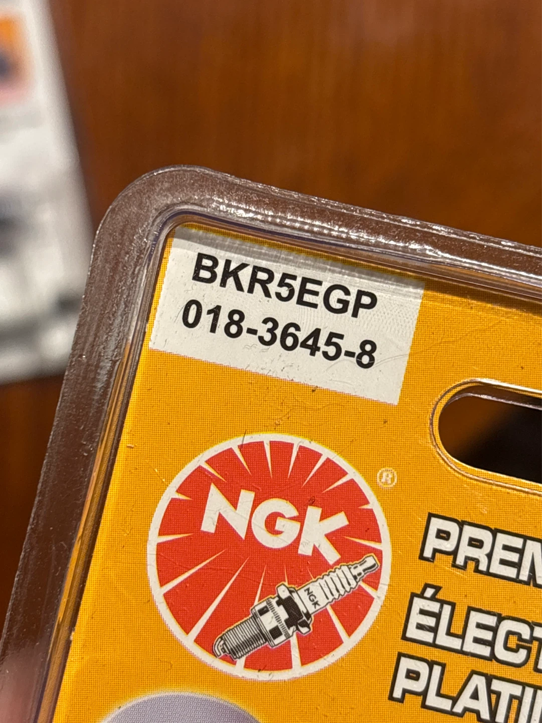 (6 Count) NGK G-Power Platinum Spark Plugs BKR5EGP - photo 3