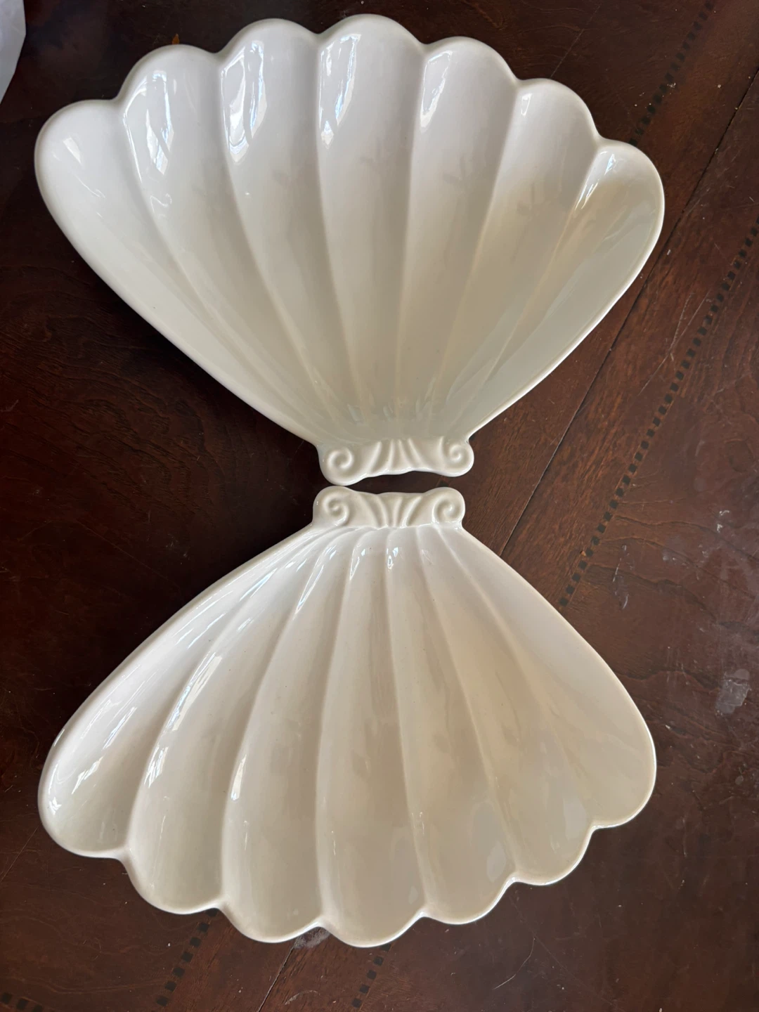 Set of 2 crème MCM Ceramic Shell Serving Trays - photo 5