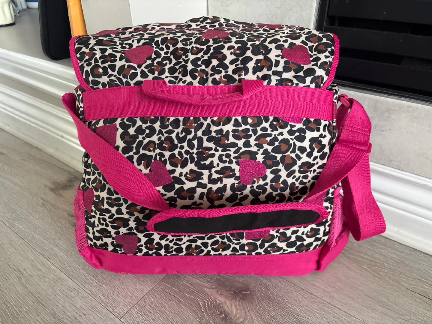 Leopard Print & Pink Heart Backpack - photo 2