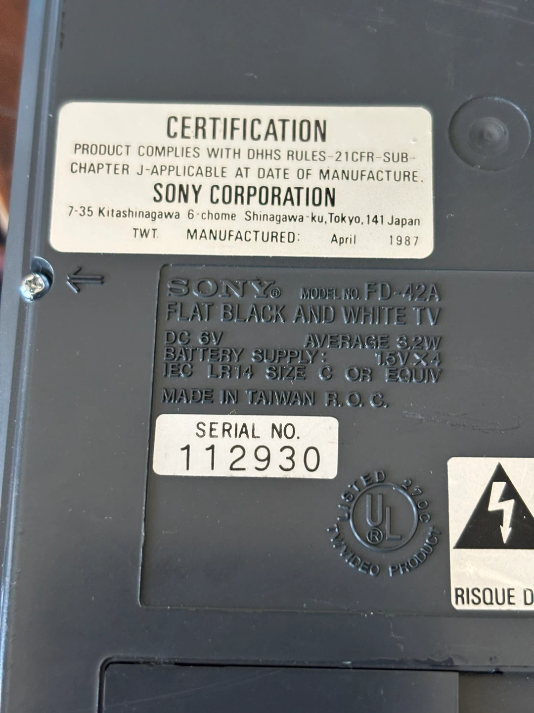 Sony Watchman FD-42A Flat Black and White TV - photo 4