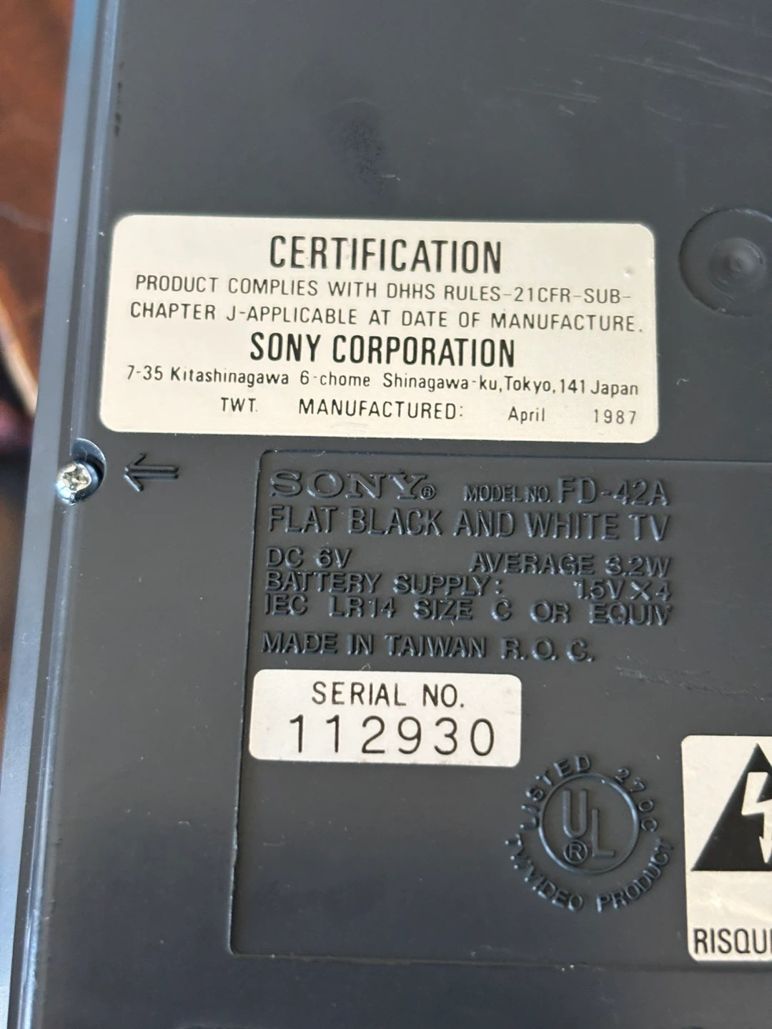 Sony Watchman FD-42A Flat Black and White TV - photo 5